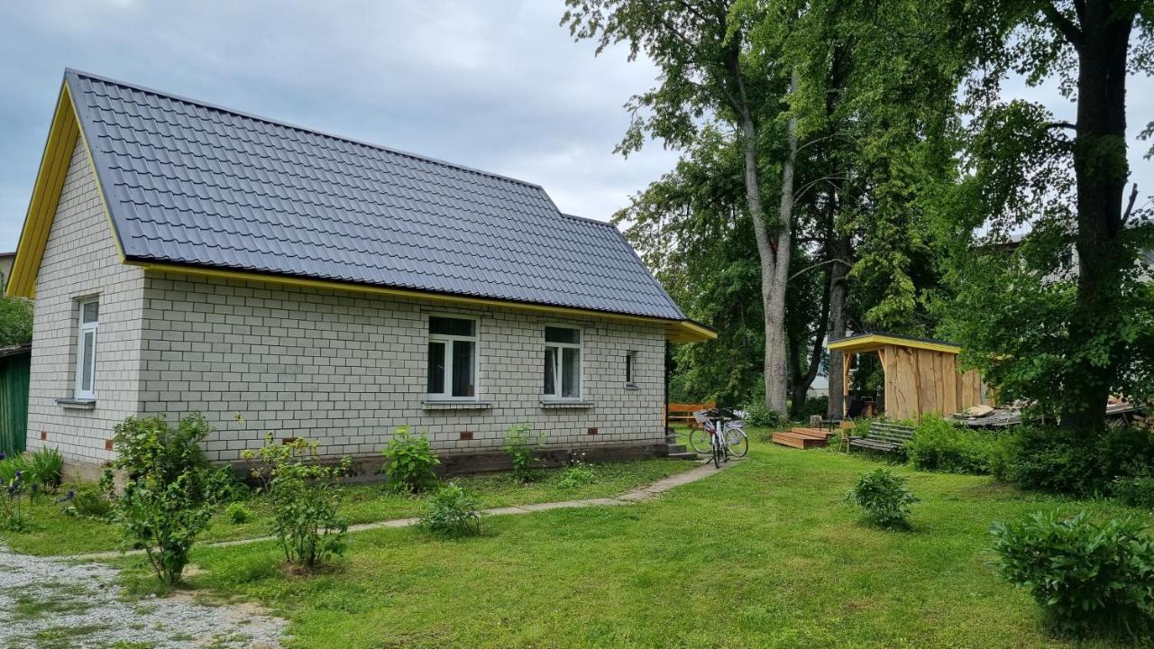 Mustvee Puhkemaja Villa Exteriör bild