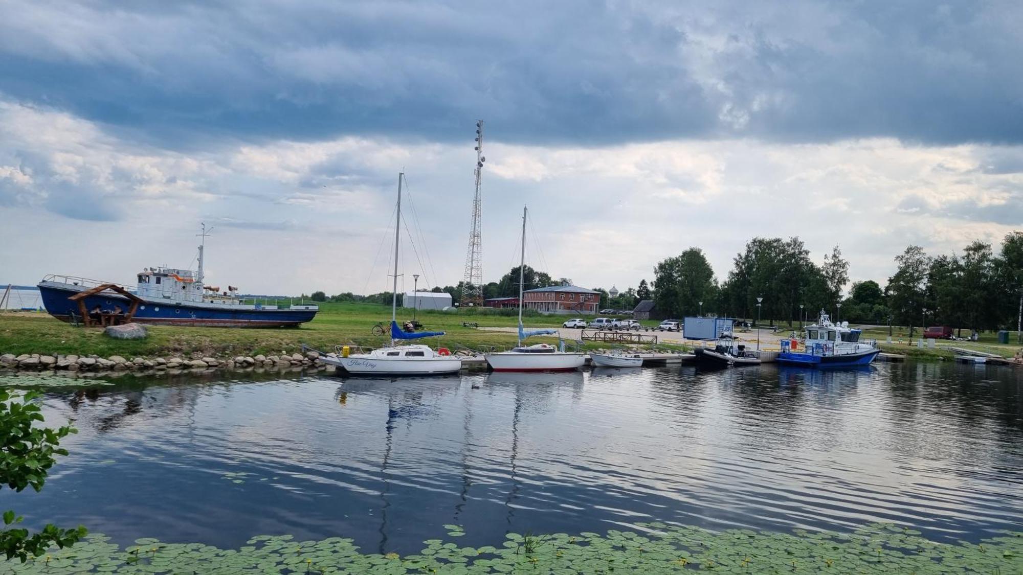 Mustvee Puhkemaja Villa Exteriör bild