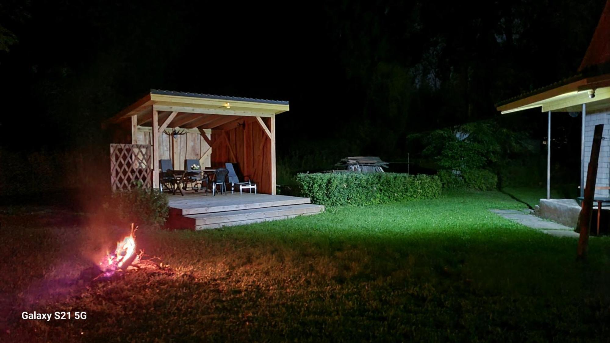 Mustvee Puhkemaja Villa Exteriör bild